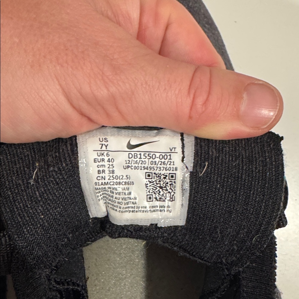 Nike Air Vapormax 2021 Flyknit Triple Black Sneakers Women’s 7.5 EU 40 Running - Picture 10 of 10